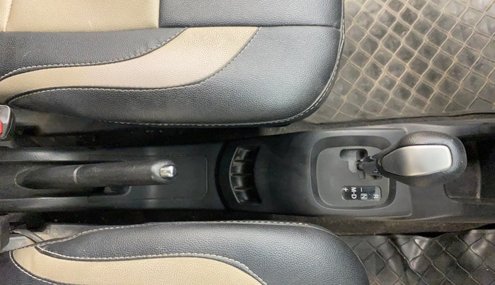 2017 Maruti Wagon R 1.0 VXI AMT, Petrol, Automatic, 41,037 km, Gear Lever