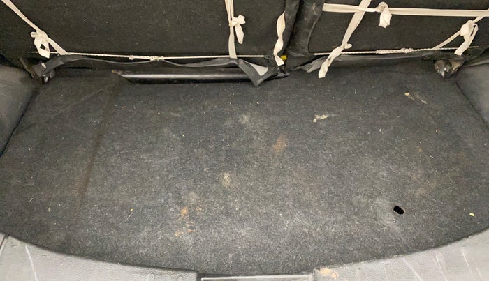 2017 Maruti Wagon R 1.0 VXI AMT, Petrol, Automatic, 41,037 km, Boot Inside