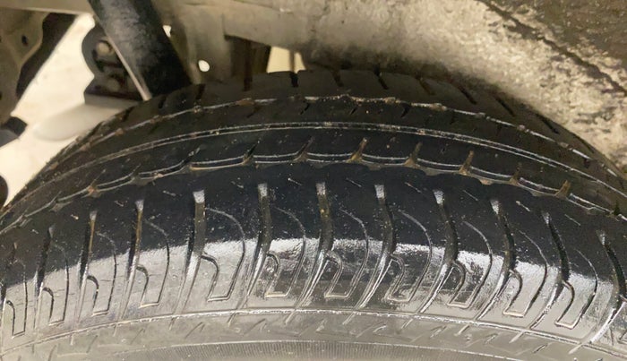 2017 Maruti Wagon R 1.0 VXI AMT, Petrol, Automatic, 41,037 km, Right Rear Tyre Tread