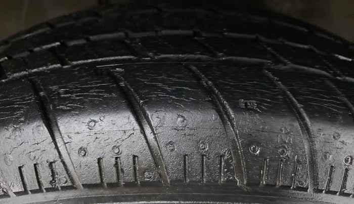 2017 Maruti Celerio VXI AGS, Petrol, Automatic, 42,786 km, Right Front Tyre Tread
