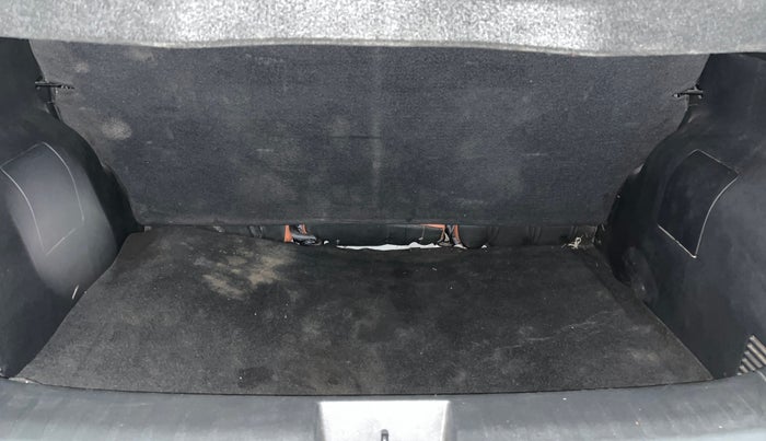 2023 Nissan MAGNITE XL, Petrol, Manual, 42,256 km, Boot Inside