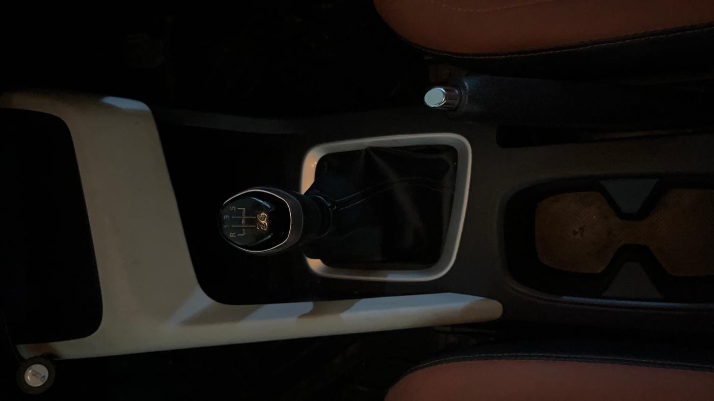 2023 Nissan MAGNITE XL, Petrol, Manual, 42,256 km, Gear Lever