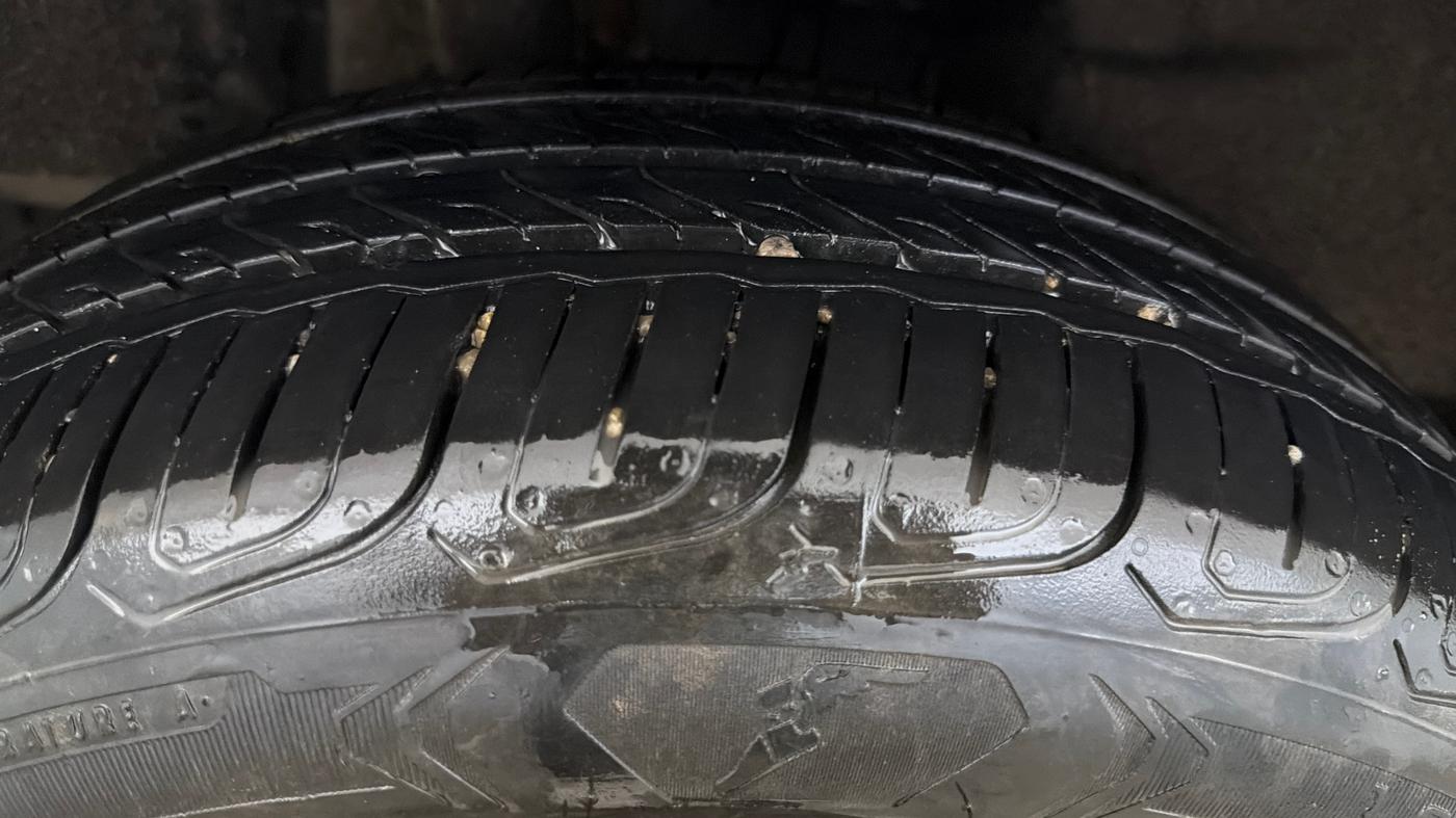 2020 Maruti Swift VXI, Petrol, Manual, 53,101 km, Right Rear Tyre Tread