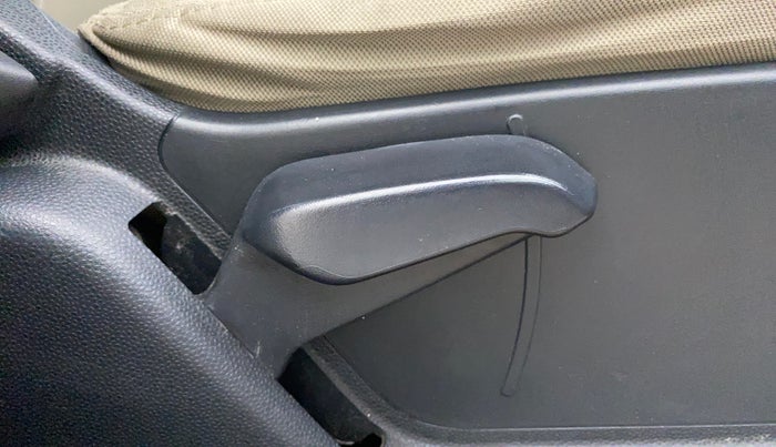 2019 Ford Ecosport TITANIUM + 1.5L PETROL, Petrol, Manual, 1,17,385 km, Driver Side Adjustment Panel