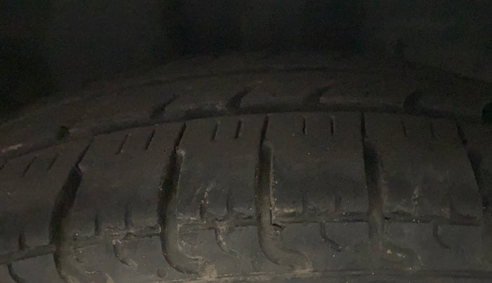 2019 Datsun Redi Go A, Petrol, Manual, 64,501 km, Right Front Tyre Tread