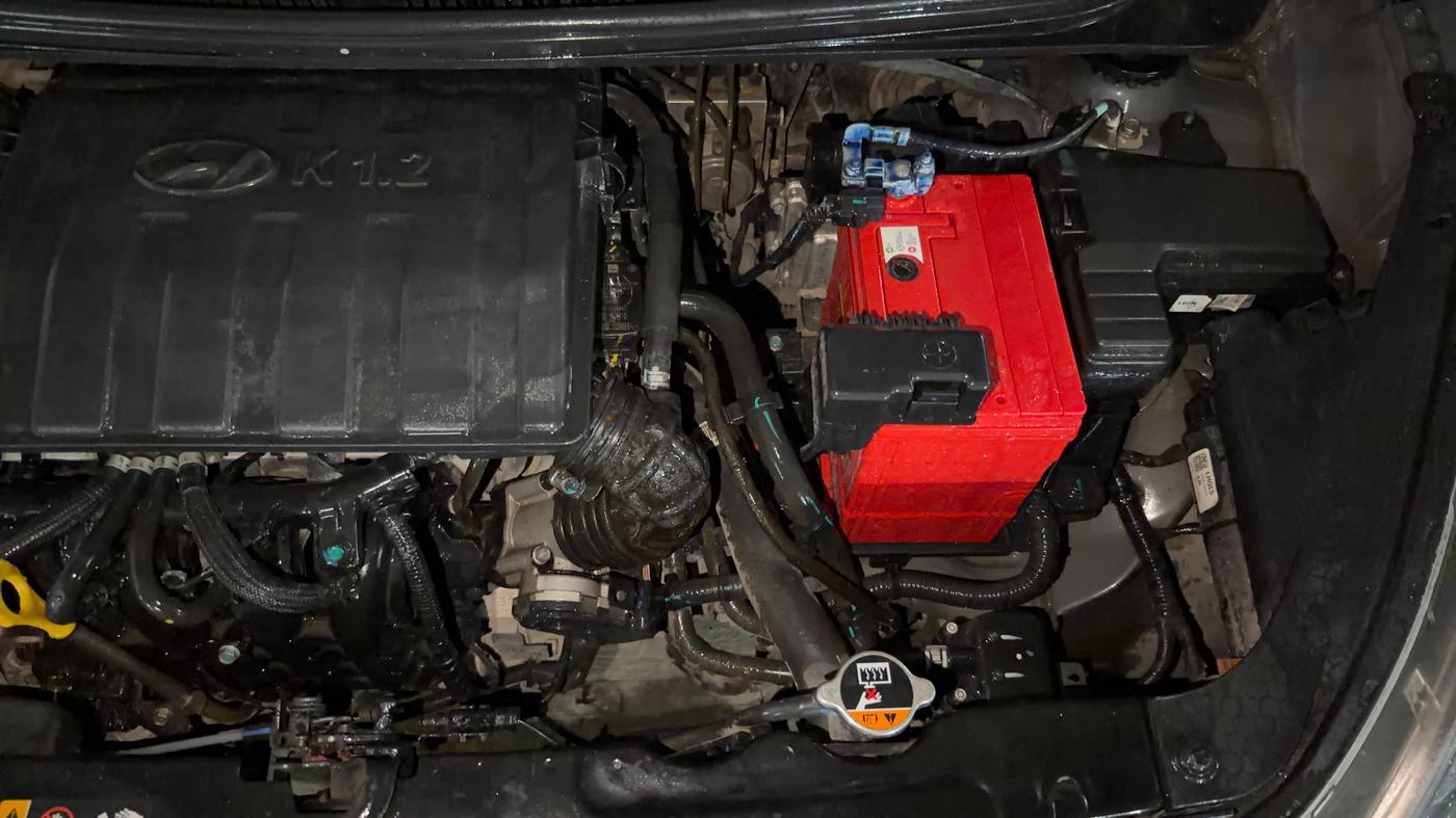 2025 Hyundai AURA SX 1.2 CNG, CNG, Manual, 46,269 km, Engine View - Left