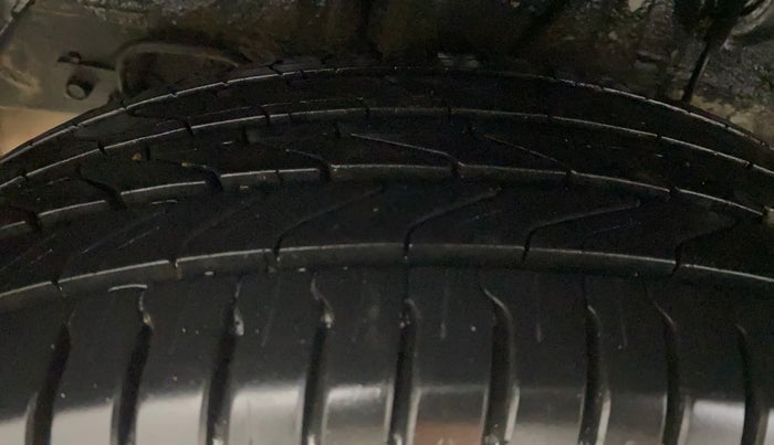 2019 Hyundai Elite i20 SPORTZ PLUS 1.2, Petrol, Manual, 82,367 km, Right Rear Tyre Tread