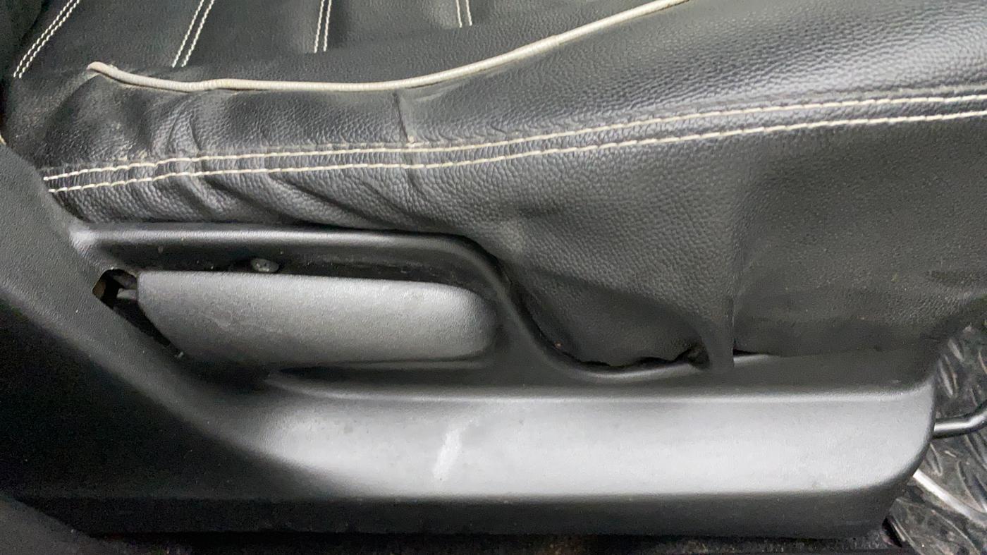2017 Maruti Swift LXI (O), Petrol, Manual, 27,949 km, Driver Side Adjustment Panel