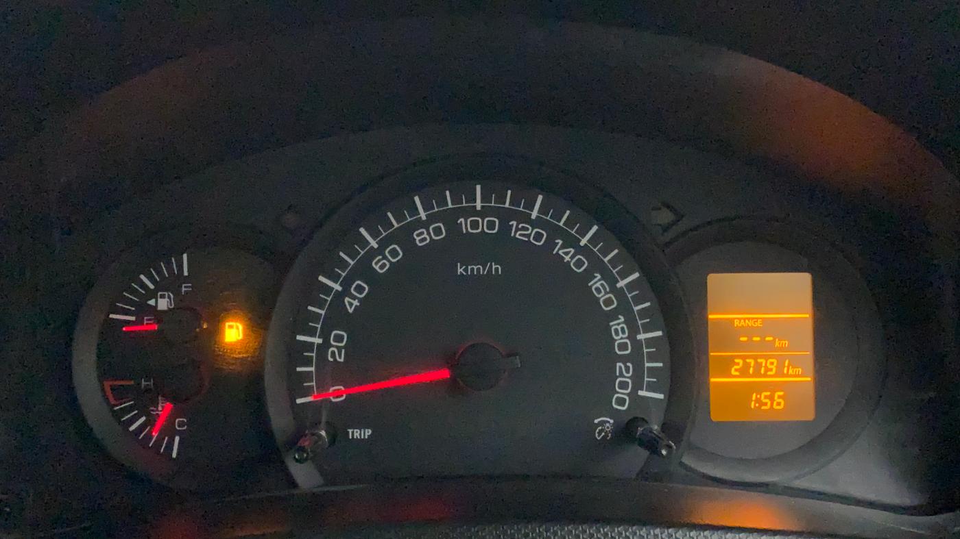 2017 Maruti Swift LXI (O), Petrol, Manual, 27,949 km, Odometer Image