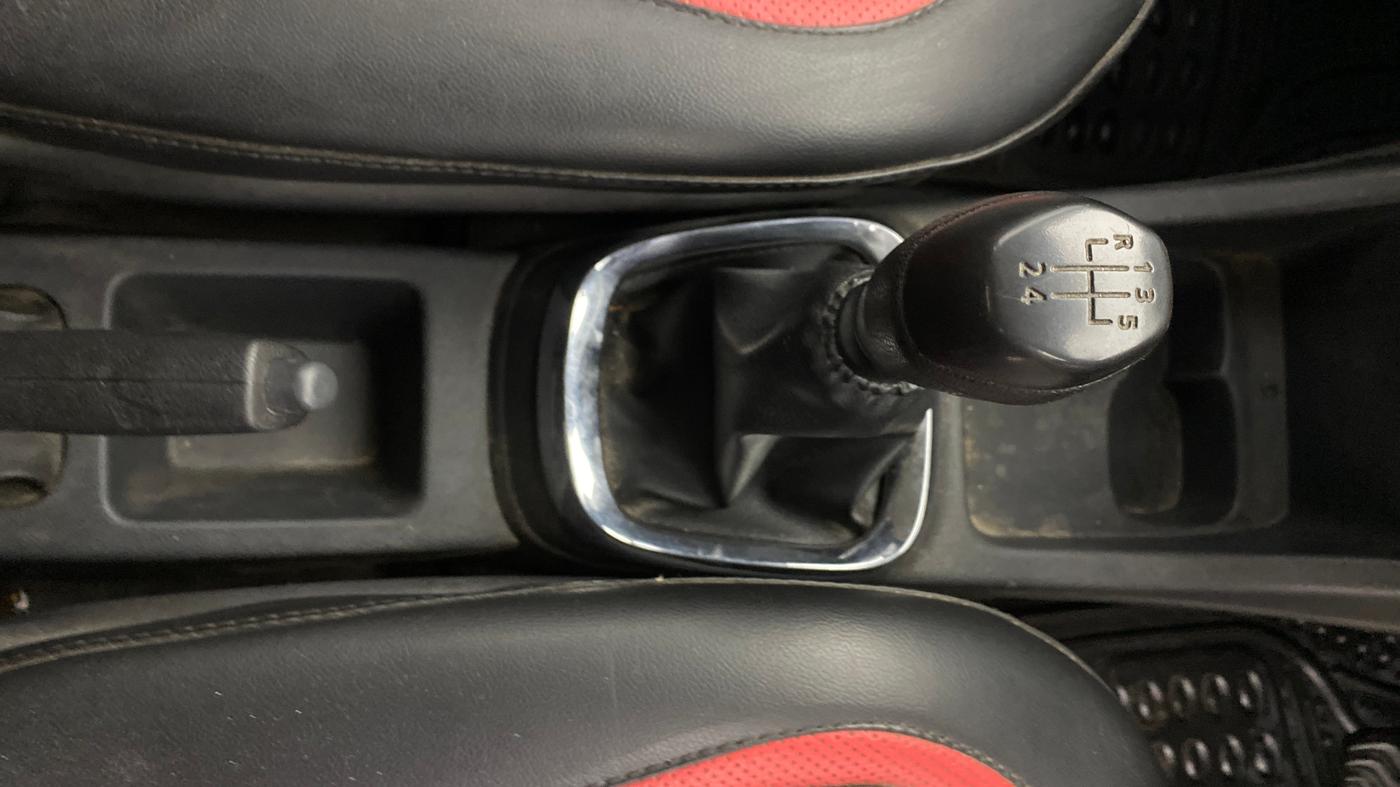 2016 Renault Kwid RXT 0.8, Petrol, Manual, 44,621 km, Gear Lever