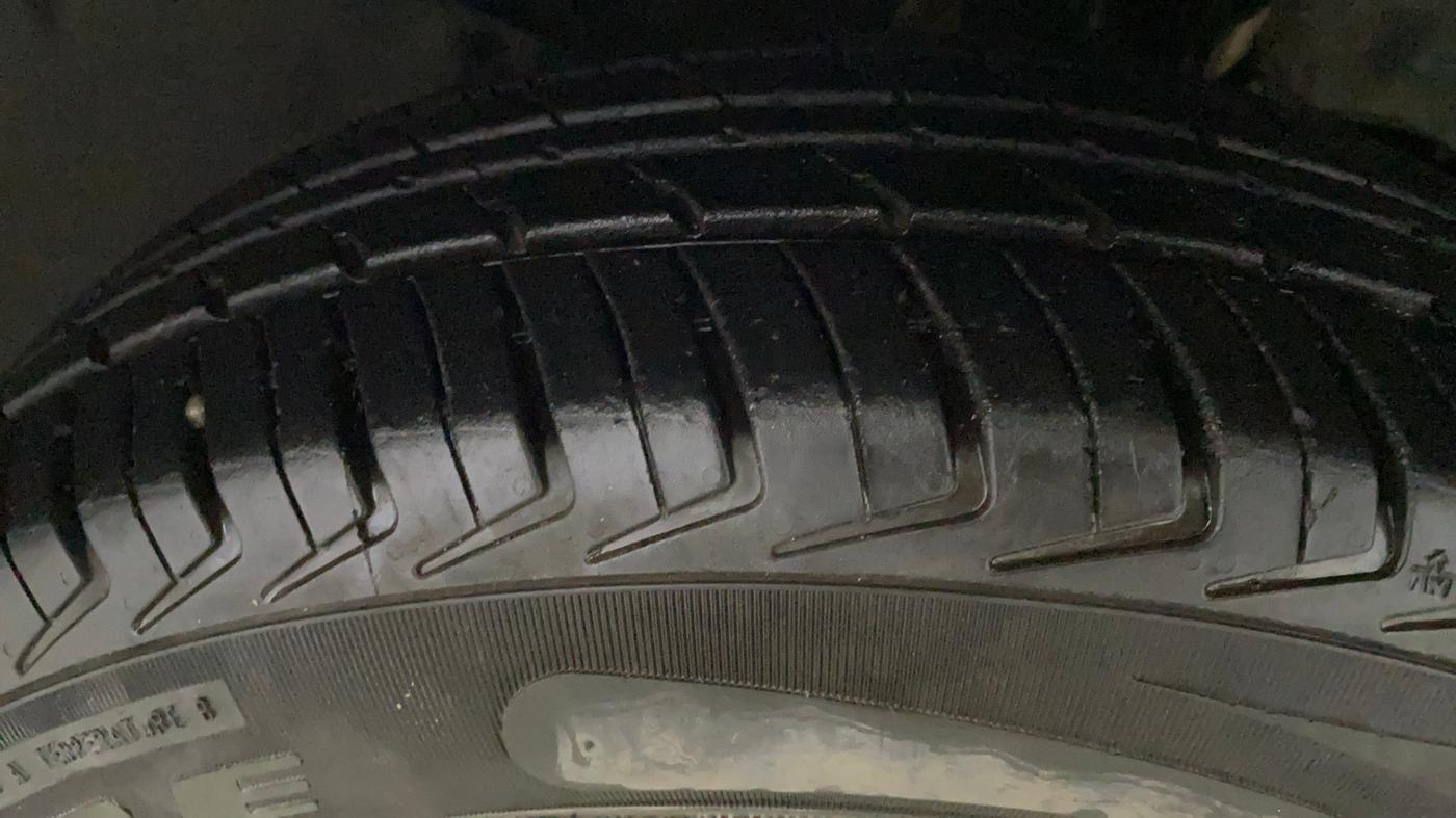 2023 Tata Tiago XE PETROL, Petrol, Manual, 8,625 km, Right Front Tyre Tread