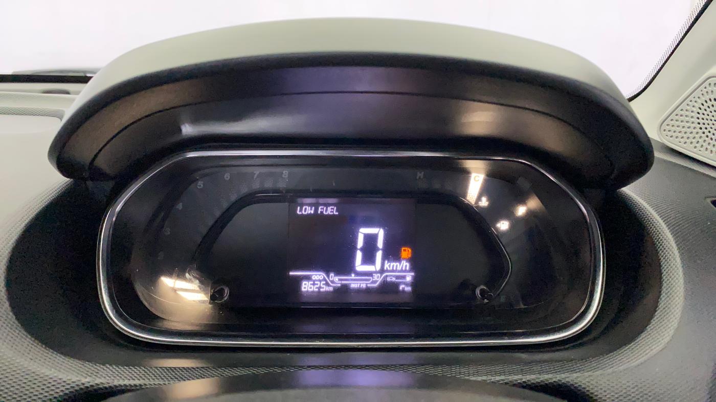 2023 Tata Tiago XE PETROL, Petrol, Manual, 8,625 km, Odometer Image