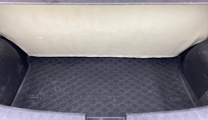2014 Maruti Swift ZXI, Petrol, Manual, 88,265 km, Boot Inside