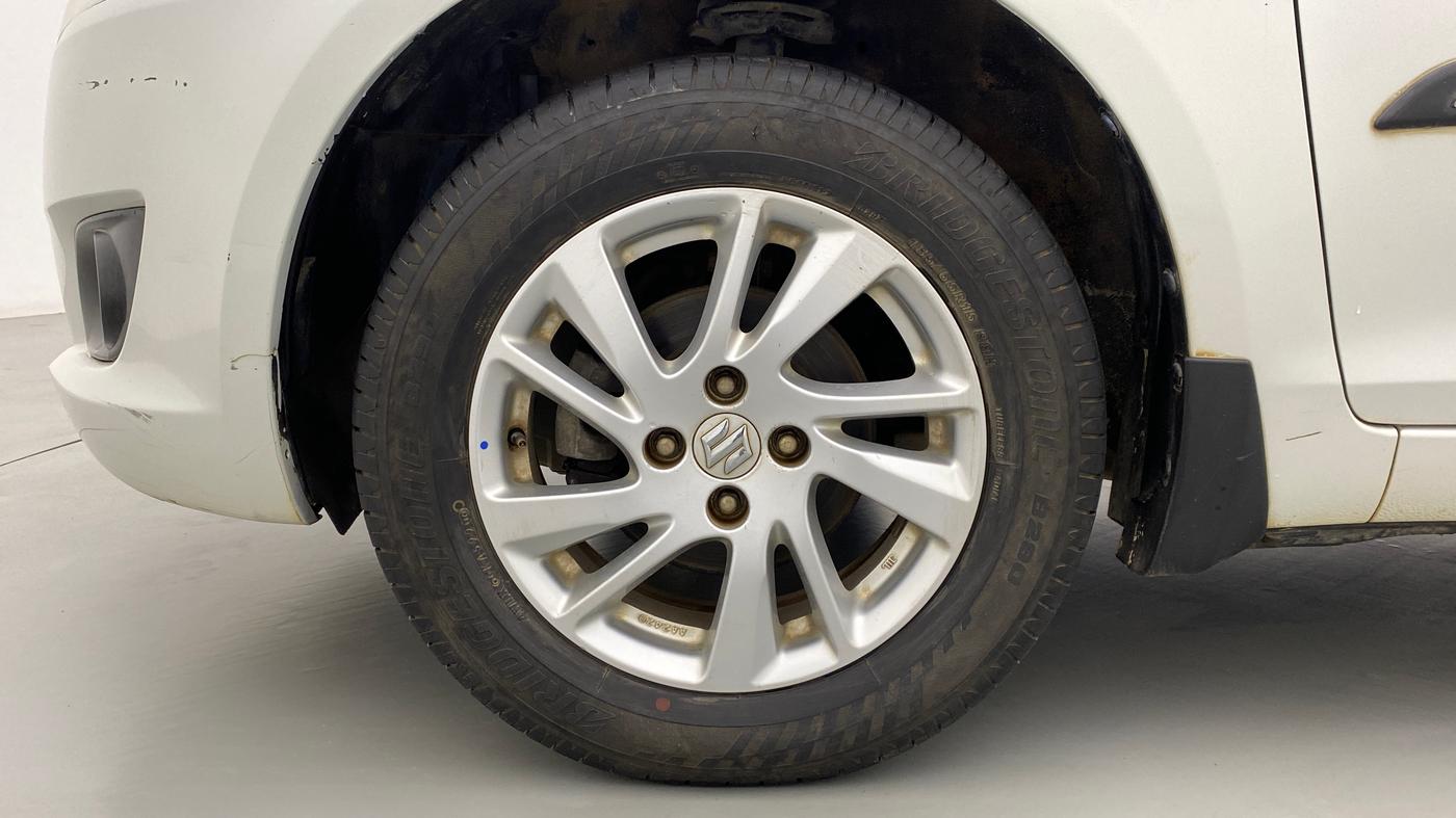 2014 Maruti Swift ZXI, Petrol, Manual, 88,265 km, Left Front Wheel