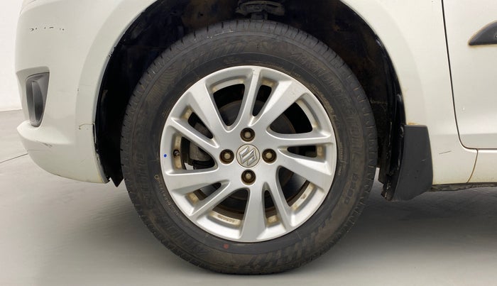 2014 Maruti Swift ZXI, Petrol, Manual, 88,265 km, Left Front Wheel