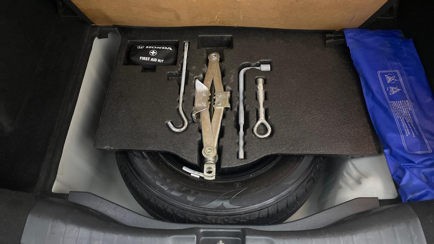 2017 Honda Jazz 1.2 V AT, Petrol, Automatic, 46,249 km, Spare Tyre