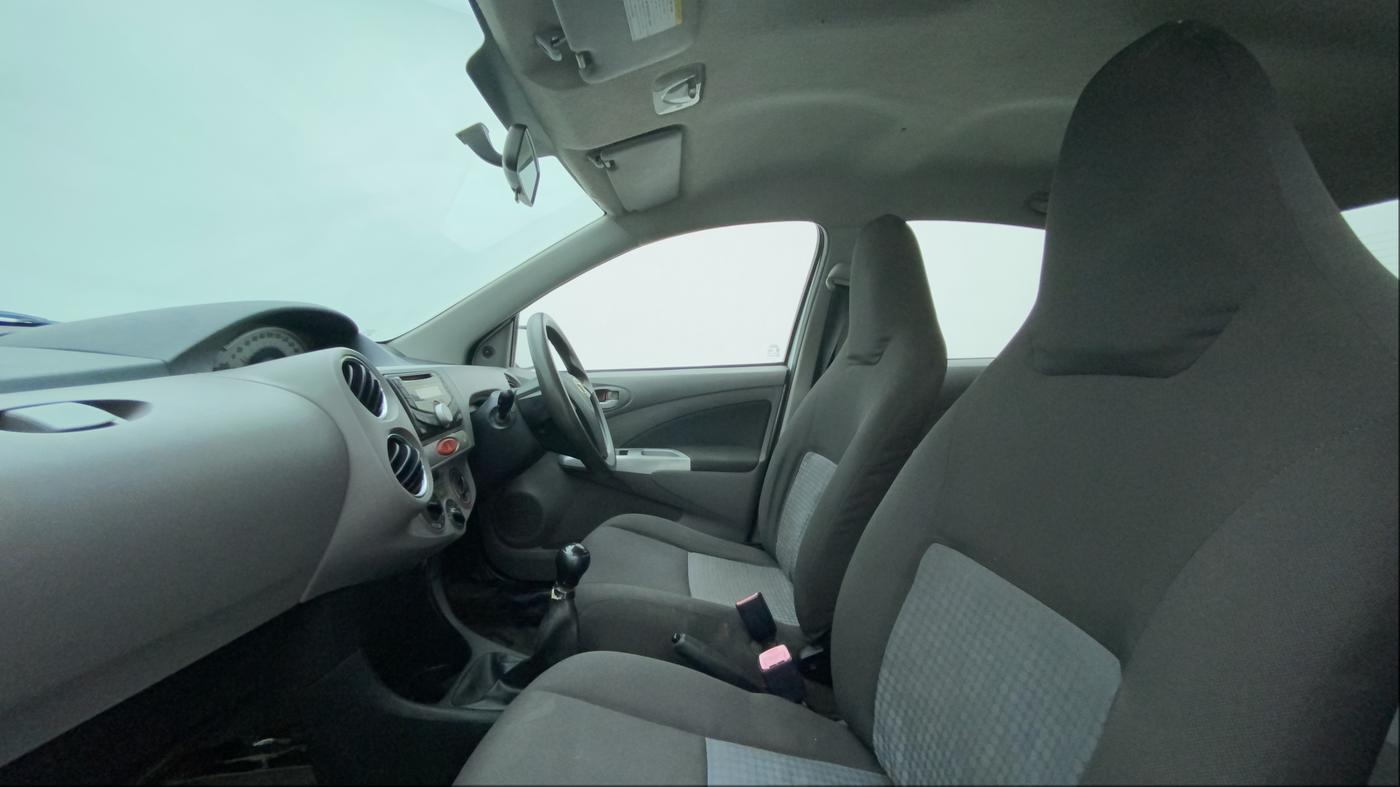 2011 Toyota Etios VX, Petrol, Manual, 99,230 km, Right Side Front Door Cabin