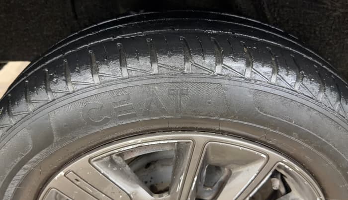 2021 Renault Kwid CLIMBER 1.0 (O), Petrol, Manual, 81,452 km, Right Rear Tyre Tread
