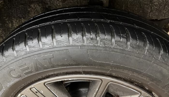 2021 Renault Kwid CLIMBER 1.0 (O), Petrol, Manual, 81,452 km, Left Rear Tyre Tread
