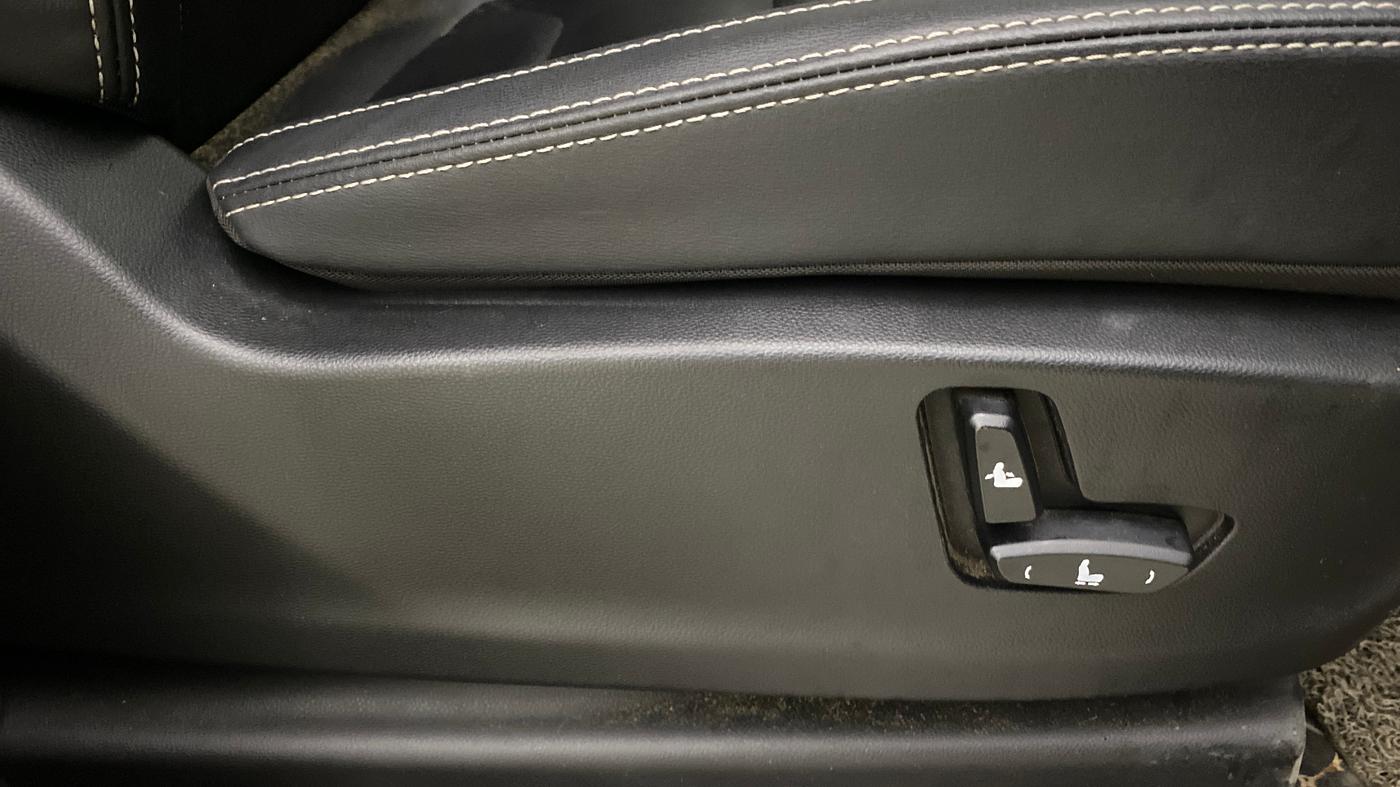 2020 MG HECTOR SHARP 1.5 DCT PETROL, Petrol, Automatic, 29,002 km, Driver Side Adjustment Panel