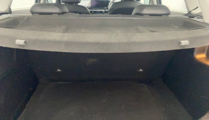 2024 Hyundai NEW I20 ASTA (O) 1.2 MT, Petrol, Manual, 42,640 km, Boot Inside