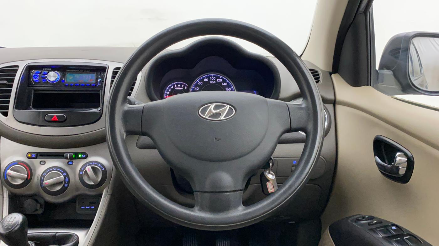 2013 Hyundai i10 SPORTZ 1.2, Petrol, Manual, 34,376 km, Steering Wheel Close Up