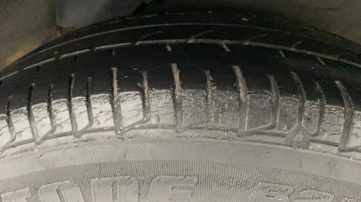 2013 Hyundai i10 SPORTZ 1.2, Petrol, Manual, 34,376 km, Left Rear Tyre Tread