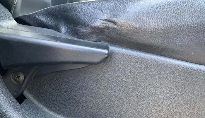 2018 Tata Tiago XT PETROL, Petrol, Manual, 60,478 km, Driver Side Adjustment Panel