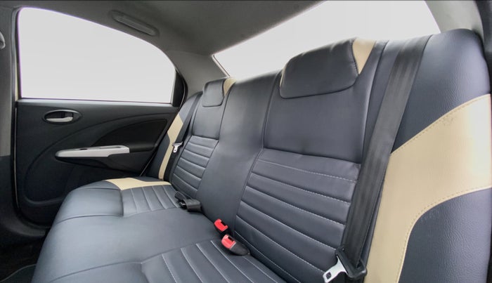 2012 Toyota Etios V, Petrol, Manual, 89,724 km, Right Side Rear Door Cabin