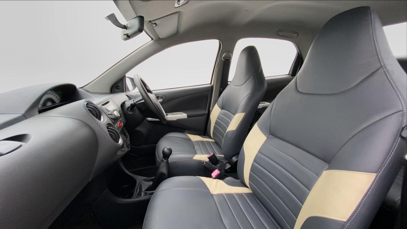 2012 Toyota Etios V, Petrol, Manual, 89,724 km, Right Side Front Door Cabin