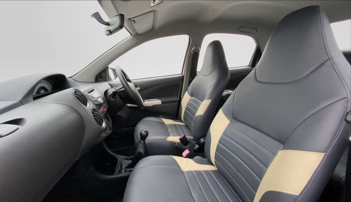 2012 Toyota Etios V, Petrol, Manual, 89,724 km, Right Side Front Door Cabin
