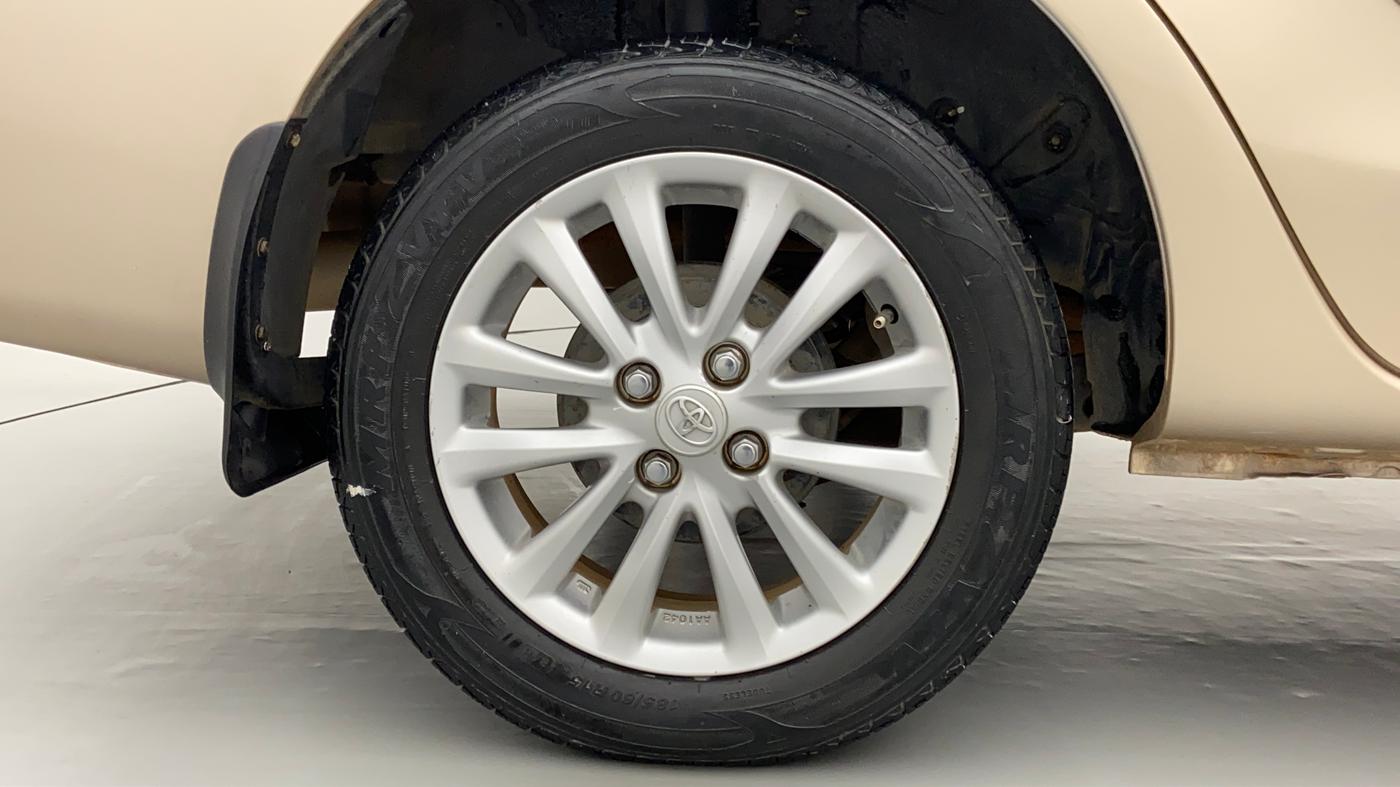 2012 Toyota Etios V, Petrol, Manual, 89,724 km, Right Rear Wheel