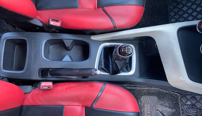 2023 Nissan MAGNITE XL, Petrol, Manual, 35,881 km, Gear Lever