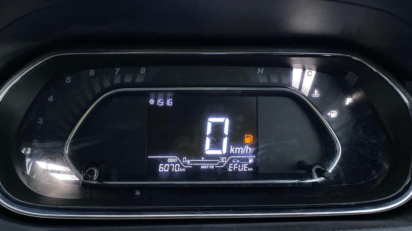 2022 Tata TIAGO NRG PETROL, Petrol, Manual, 6,105 km, Odometer Image