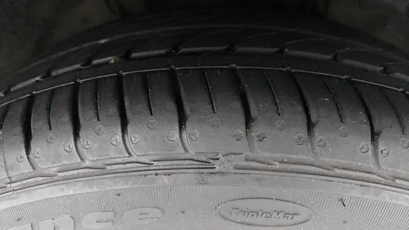 2022 Tata TIAGO NRG PETROL, Petrol, Manual, 6,105 km, Right Front Tyre Tread