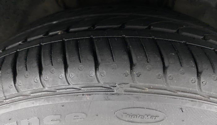 2022 Tata TIAGO NRG PETROL, Petrol, Manual, 6,105 km, Right Front Tyre Tread