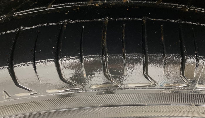 2018 Ford Ecosport TITANIUM 1.5L PETROL, Petrol, Manual, 89,817 km, Left Front Tyre Tread