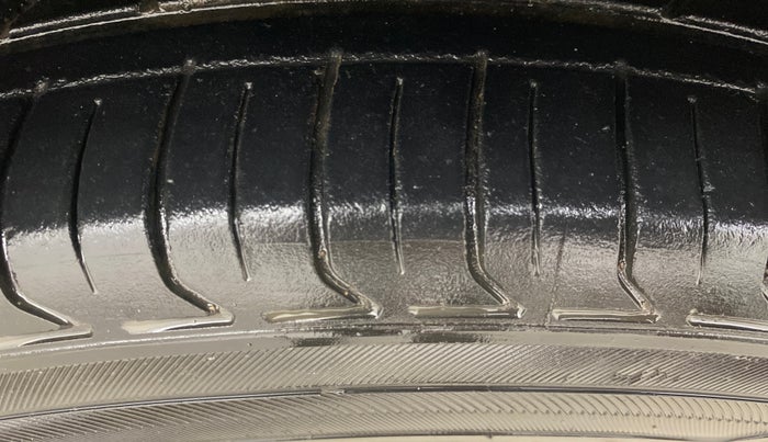 2018 Ford Ecosport TITANIUM 1.5L PETROL, Petrol, Manual, 89,817 km, Right Front Tyre Tread