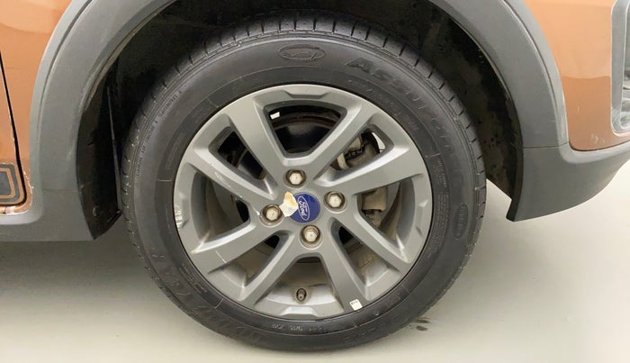 2020 Ford FREESTYLE TITANIUM PLUS 1.2 PETROL, Petrol, Manual, 14,023 km, Right Front Wheel