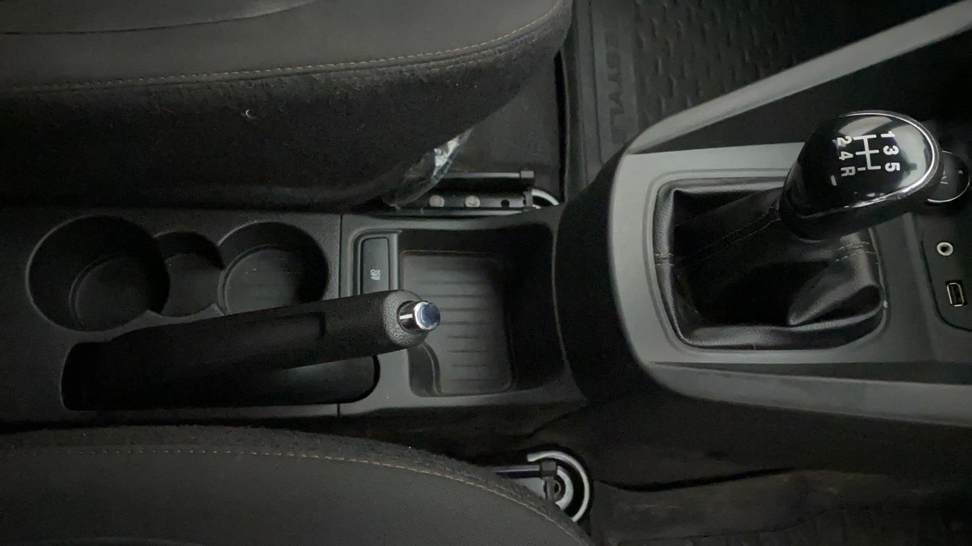 2020 Ford FREESTYLE TITANIUM PLUS 1.2 PETROL, Petrol, Manual, 14,023 km, Gear Lever