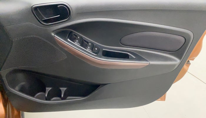 2020 Ford FREESTYLE TITANIUM PLUS 1.2 PETROL, Petrol, Manual, 14,023 km, Driver Side Door Panels Control