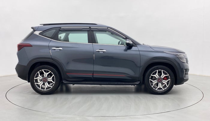 2022 KIA SELTOS GTX PLUS 1.4, Petrol, Manual, 5,008 km, Right Side View