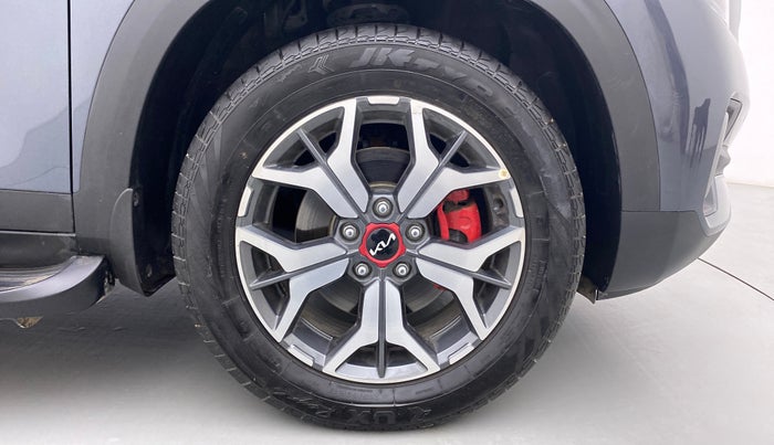 2022 KIA SELTOS GTX PLUS 1.4, Petrol, Manual, 5,008 km, Right Front Wheel