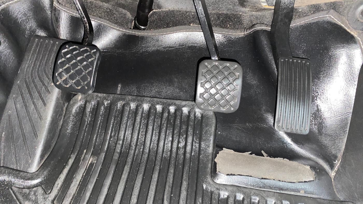 2020 MG HECTOR PLUS SHARP 1.5 PETROL TURBO HYBRID MT 6-STR, Petrol, Manual, 42,482 km, Pedals