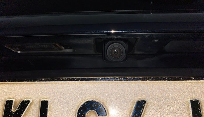 2020 MG HECTOR PLUS SHARP 1.5 PETROL TURBO HYBRID MT 6-STR, Petrol, Manual, 42,414 km, Parking Camera