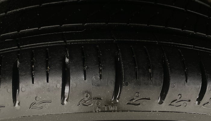 2024 Hyundai AURA SX 1.2 CNG, CNG, Manual, 11,706 km, Right Rear Tyre Tread