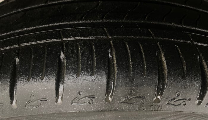 2024 Hyundai AURA SX 1.2 CNG, CNG, Manual, 11,706 km, Left Front Tyre Tread