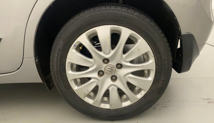 2015 Maruti Baleno ALPHA PETROL 1.2, CNG, Manual, 96,624 km, Left Rear Wheel