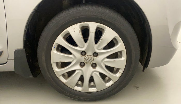 2015 Maruti Baleno ALPHA PETROL 1.2, CNG, Manual, 96,624 km, Right Front Wheel