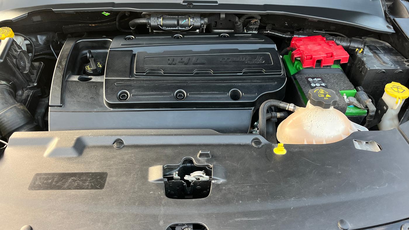 2018 Jeep Compass LIMITED PLUS PETROL AT, Petrol, Automatic, 48,097 km, Engine View